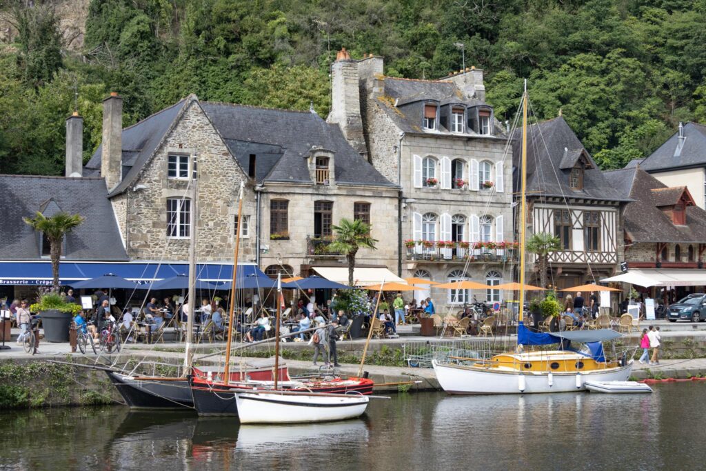 Dinan